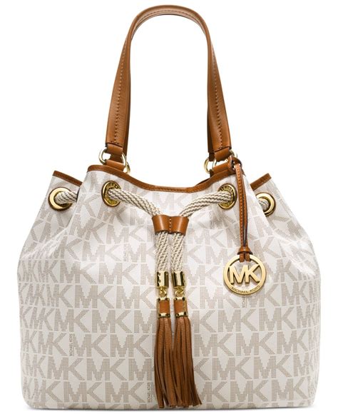 carteras michael kors macy's|michael kors personal life.